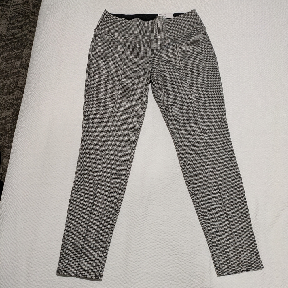Kohl's Nine West Women's Black Brown White Patterned Pants Medium